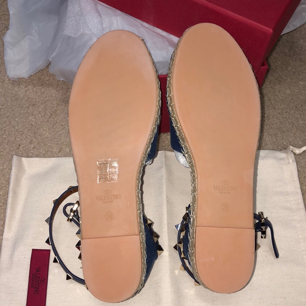 🌸Host pick🌸 Valentino garavani Espadrille sandal - Picture 4 of 8